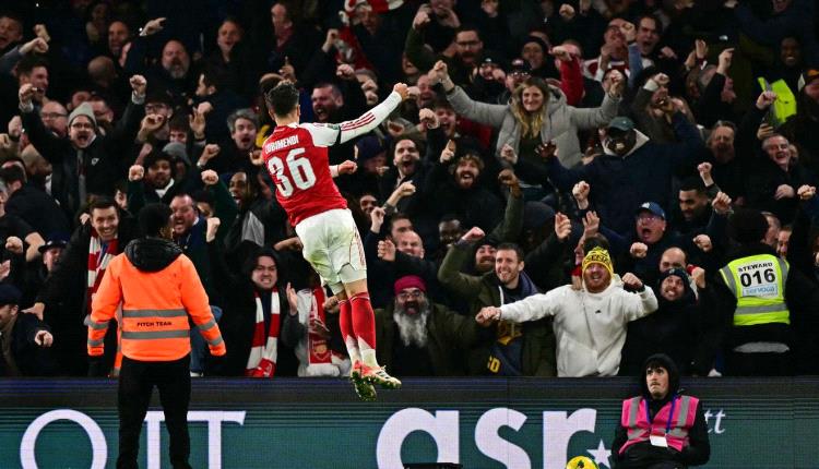 آرسنال يهزم تشيلسي في عقر داره ويقترب من نهائي الرابطة