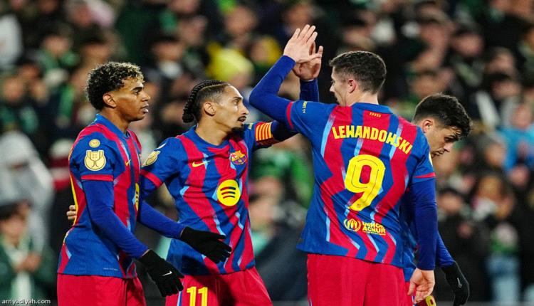 برشلونة يعبر إلى ربع النهائي بثنائية سانتاندير