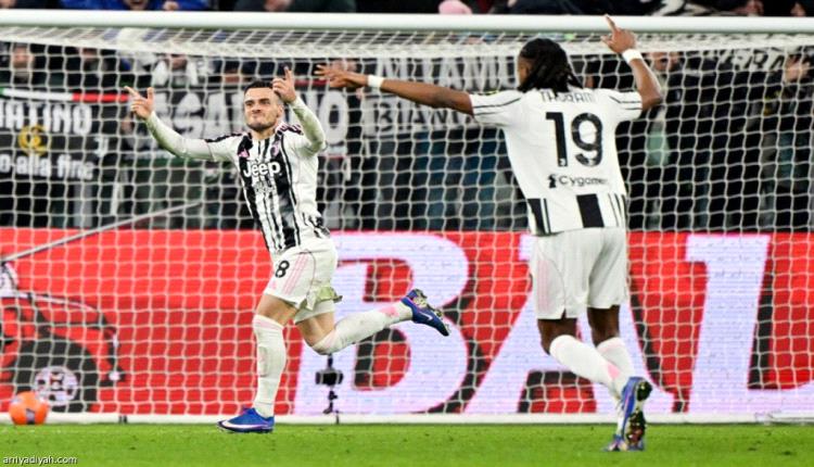 يوفنتوس يضرب نابولي بثلاثية