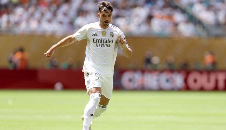 أسينسيو يقلب الأمور رأسًا على عقب.. ويهدد حلم شريكه في ريال مدريد
