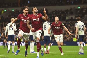 بالخسارة التاسعة.. وست هام يعمق جرح توتنهام