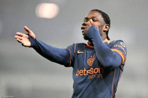 إنتر يعزز الصدارة بثنائية بارما