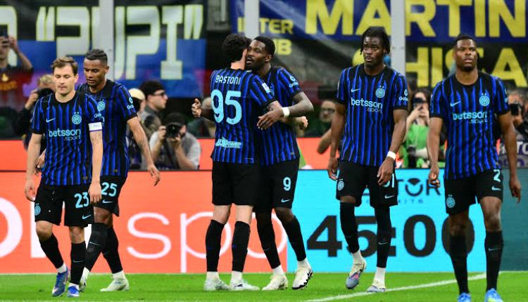 استغلال الأطفال؟.. فضيحة كبرى تهدد مسيرة هدف برشلونة وريال مدريد
