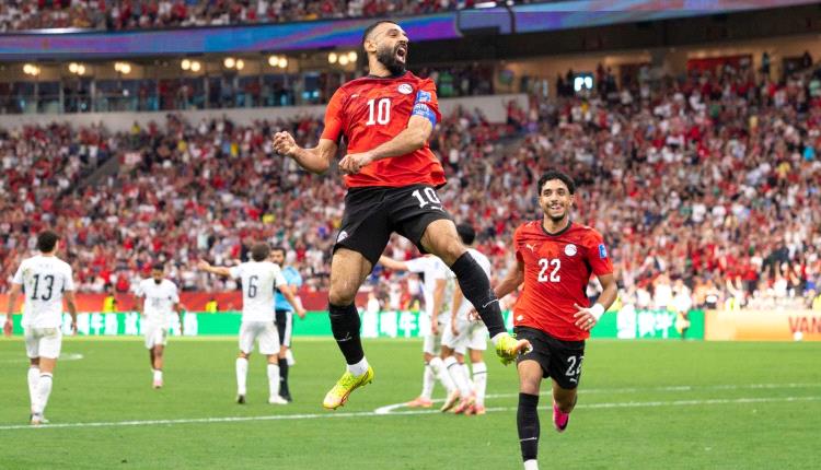 بعد الاستغناء عن محرز.. الأهلي يتحرك لضم محمد صلاح
