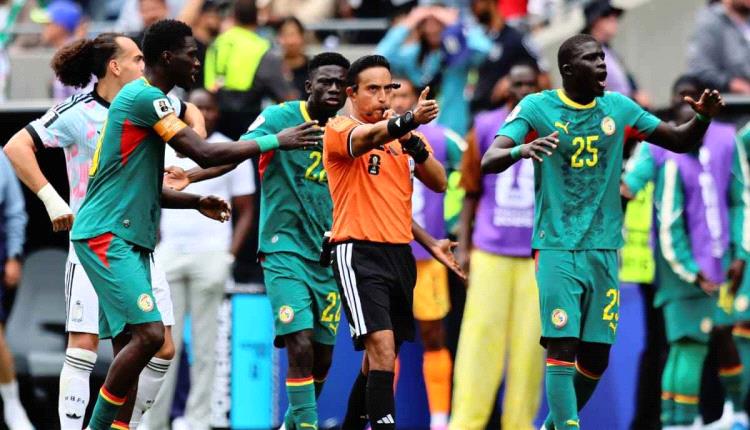 أول رد فعل من الاتحاد السنغالي بعد فضيحة النساء والخمور