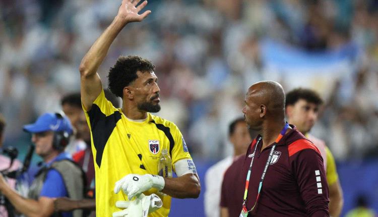 متفوقًا على أساطير الحراسة.. فوزينيا ملك السوشيال ميديا
