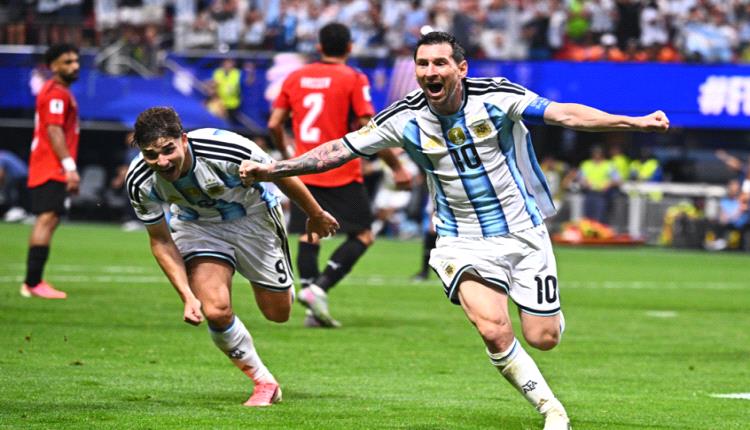 نجم عربي واحد بين كبار العالم.. "الفيفا" يعلن قائمة المرشحين للتشكيلة المثالية لمونديال 2026