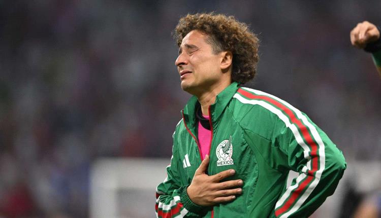 بعد الإنجاز المونديالي.. أوتشوا يعلن اعتزاله رسميًا

