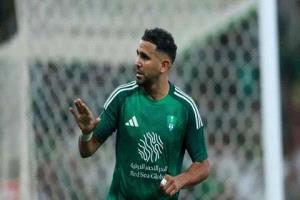 القادسية السعودي ينقض على رياض محرز