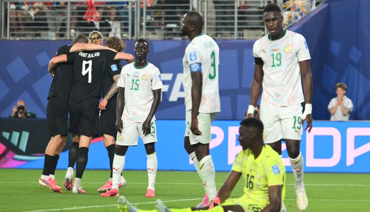 السنغال تتلقى ضربة موجعة قبل موقعة الأمل الأخير
