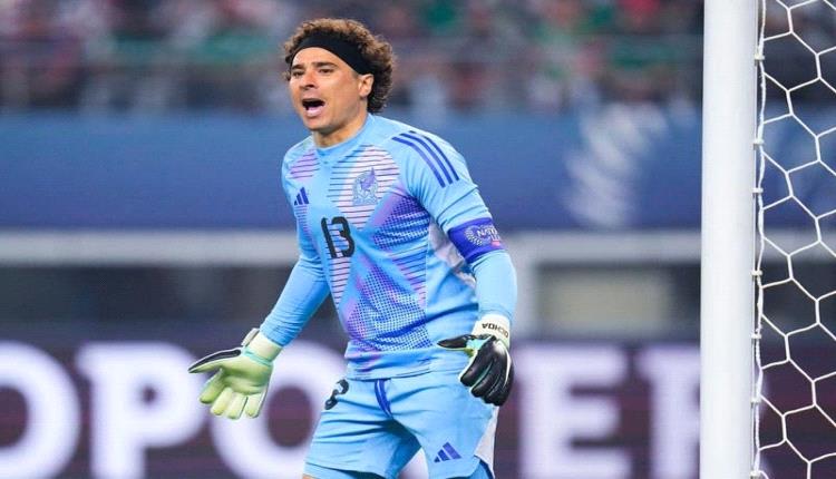 مدرب المكسيك يرفض ضمان فرصة أوتشوا لدخول تاريخ كأس العالم