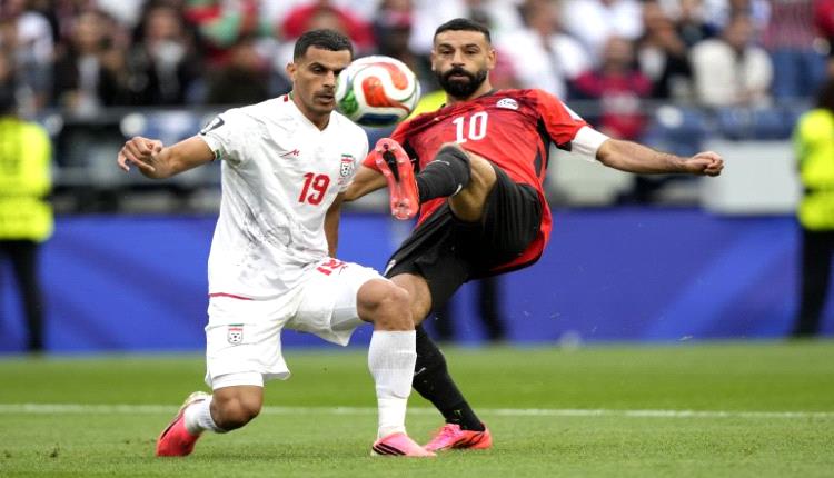 الكشف عن تفاصيل إصابة محمد صلاح وموقفه من المشاركة ضد أستراليا بالمونديال