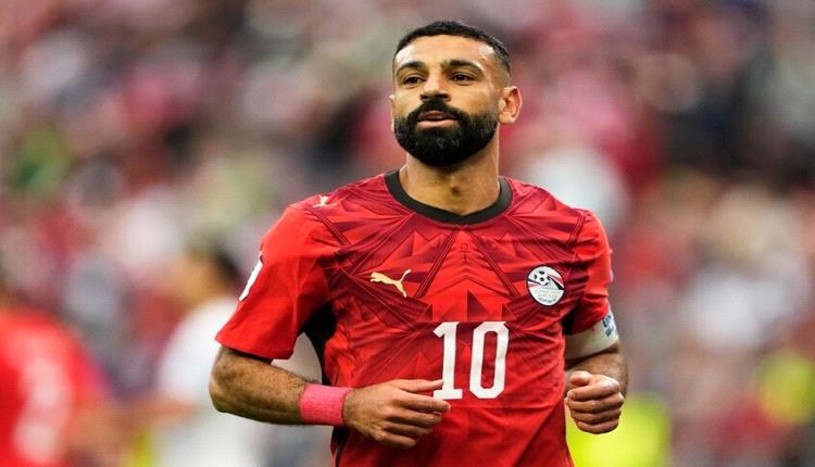 إعلامي مصري يكشف عن عرض سعودي لمحمد صلاح براتب ضخم..