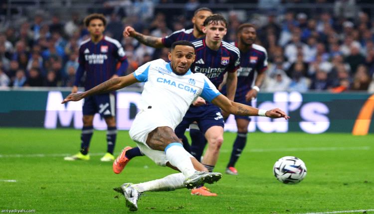 مارسيليا يخطف نقاط ليون ويجدد الآمال الأوروبية