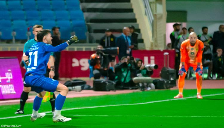 فجَّر المفاجأة .. الخلود في نهائي كاس الملك على حساب الاتحاد 