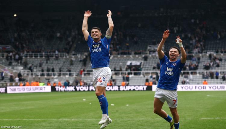 سندرلاند يقلبها على نيوكاسل بثنائية