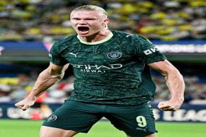 وكيلة أعمال هالاند ترد على أنباء تحرك برشلونة لضمه