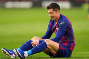 
برشلونة يفقد ليفاندوفسكي أمام أتلتيكو مدريد