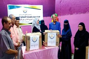 وكيل وزارة الشؤون الاجتماعية يدشن المرحلة الرابعة لاتحاد الجمعيات لكسوة العيد لعدد من المحافظات المحررة