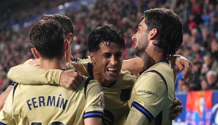 صمت غير مبرر.. برشلونة يفتح باب الرحيل أمام نجمه
