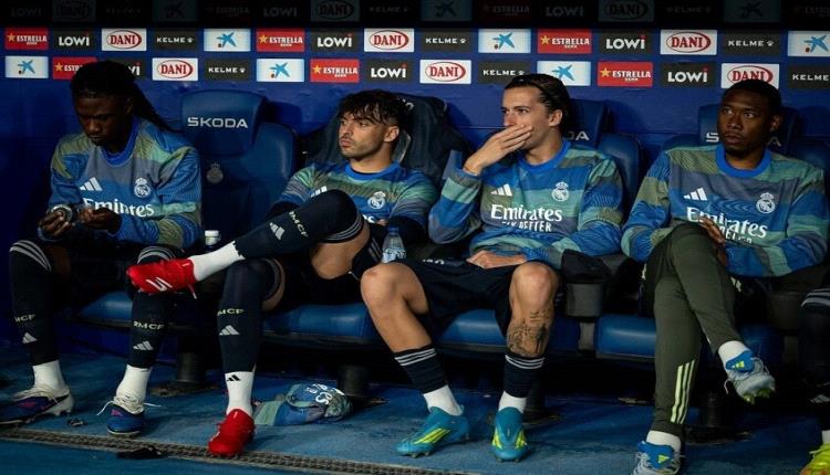 بعد صفعة روديغر.. كاريراس يصدر بيانا حول أحداث غرفة ملابس ريال مدريد