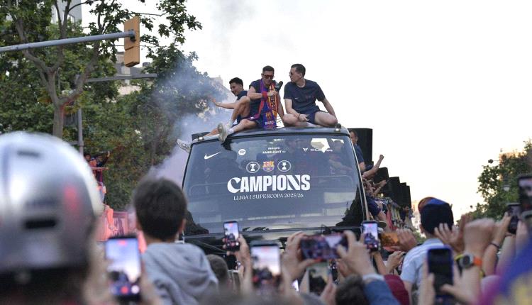 شنايدر عن برشلونة: يتم إذلاله أوروبيًا.. ويحتفل بالدوري وكأنه غزا العالم!
