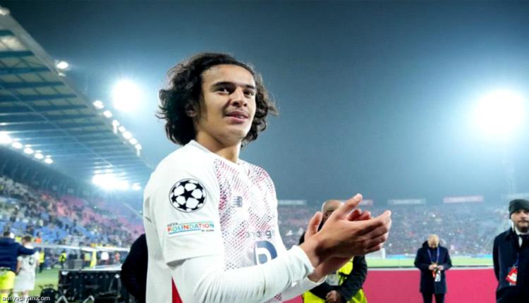 بوعدي يُفضّل «أسود الأطلس» على «الديوك»