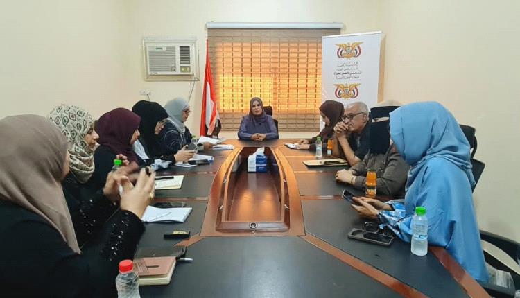 وزير الدولة لشؤون المرأة ورئيسة اللجنة الوطنية للمرأة تبحثان آليات تعزيز التعاون المشترك