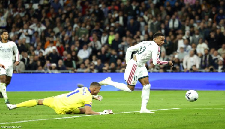 قبل «الكلاسيكو».. الريال يطمئن أنصاره برباعية إشبيلية