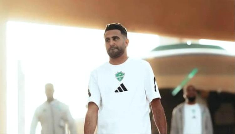 بعد فشل الصفقة اليابانية.. الاتحاد السعودي يستنجد برياض محرز

