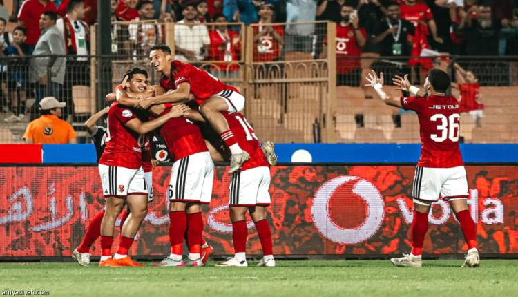 الأهلي يكسب سموحة.. ويتقاسم الصدارة مع بيراميدز

