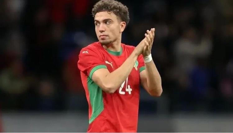 العيناوي: الصيباري وحكيمي أثرا في قراري.. وهذا سر رقمي مع لايبزيج
