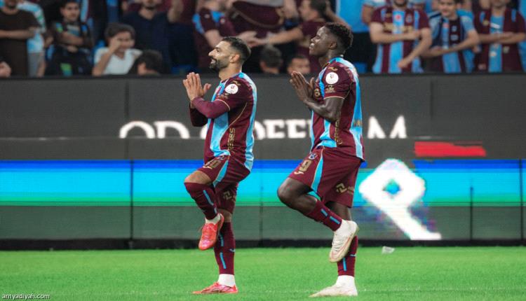 
«هاتريك» صلاح التاسع يمنح طرابزون انتصارا تاريخيّا على غلطة سراي