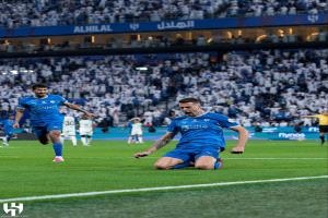 كلاسيكو أزرق بامتياز.. الهلال يستعرض بثلاثية في شباك الأهلي ويتصدر الدوري