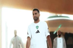 بعد فشل الصفقة اليابانية.. الاتحاد السعودي يستنجد برياض محرز
